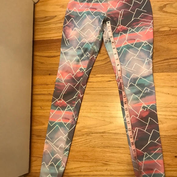 Mossimo Moutain Leggings - Picture 4 of 5